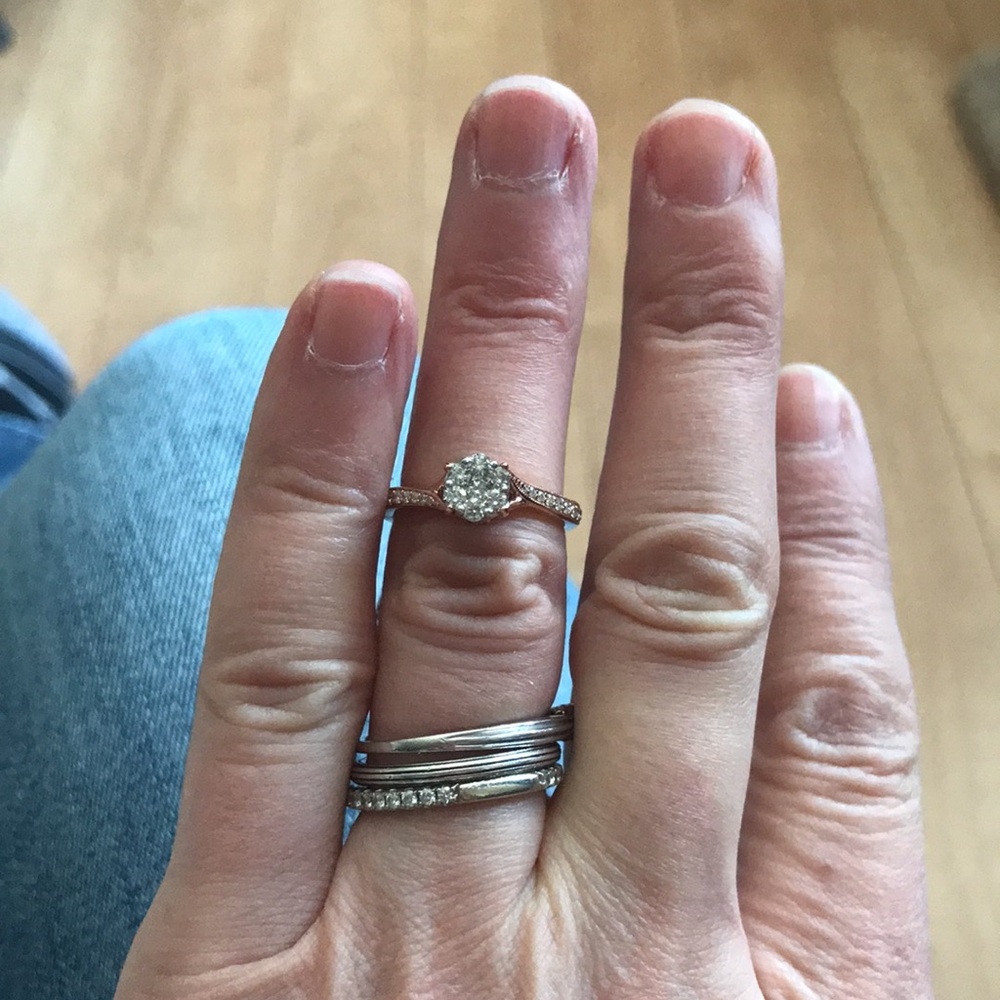 Elegant Rose Gold Ring with diamonds NWT